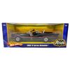 Batman 66 - Hot Wheels Batman Batmobile Diecast Car 1:18 Classic TV Series (1966)