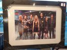 The Big Bang Theory - Group Shot Framed Collector Print 30 x 40cm