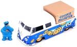 Sesame Street - Cookie Monster (with sound) & 1963 Volkswagen Bus Pickup 1:24 Scale Hollywood Ride Diecast